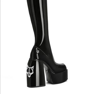 Black platform boots. Naked wolf Size 5